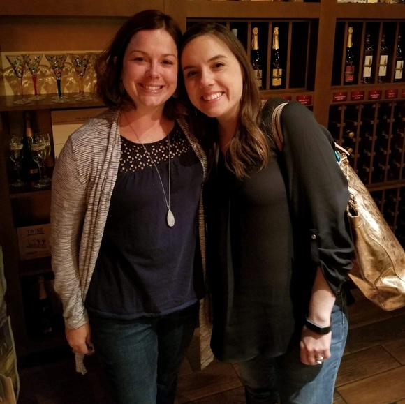 Meet your Posher, Angie - Picture 7 of 8